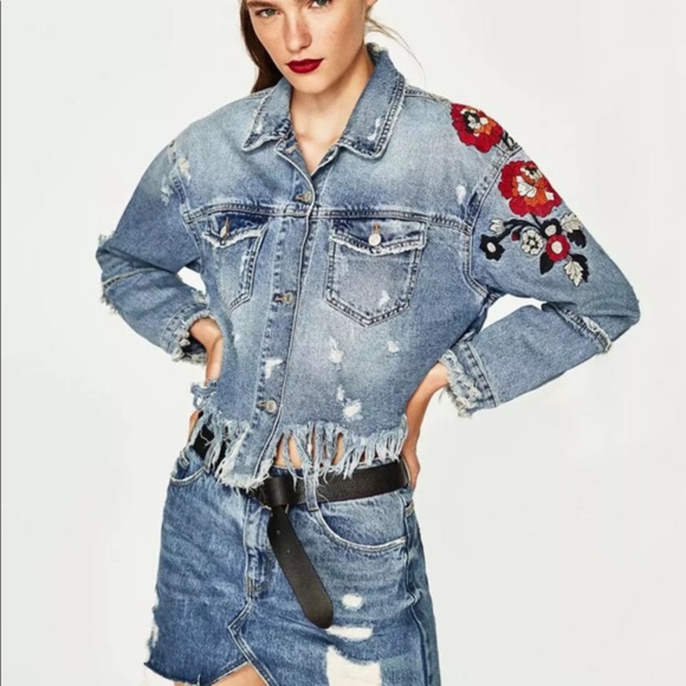 ZARA Distressed Floral Jean Jacket Size Medium